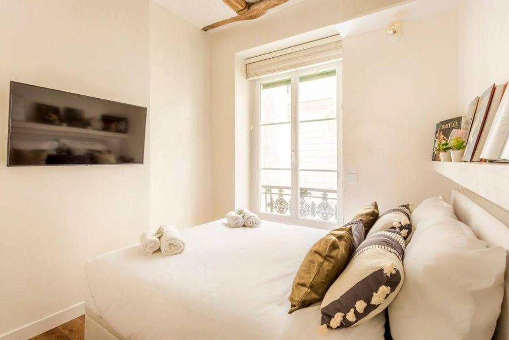 Picasso, Rue Debelleyme 4 Places Париж Екстериор снимка